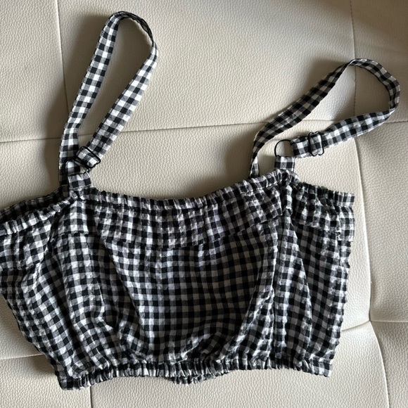 H&M divided limited edition Chic Black and White Checkered top and skort 2pc set - Picture 8 of 8